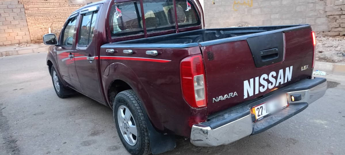 نيسان نيفارا 2008رقم ذي قار 
انكليزي سنويه لغايه 2030 محرك ففيتي 
محرك وكير واكسل مكفولات (مكلوبه)
تخم تاير جديد حداديه جديده 
(السعر 60) وبيها مجال قليل العنوان ميسان 
المجر الكبير التفاصيل اتصل على رقم
‏‪0782 287 6245‬‏
