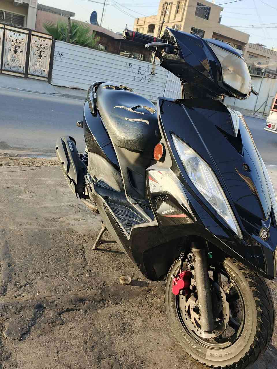سلام عليكم شباب دراجه جي تي ار مكينه معلكه ولف ابيع عل هل حطه لا تكلي شبيه كهربايات كله شغال فقط يحتاجله تجفيت او مكينه سعر 500 وبيه مجال عنوان بغداد جديده ***********
