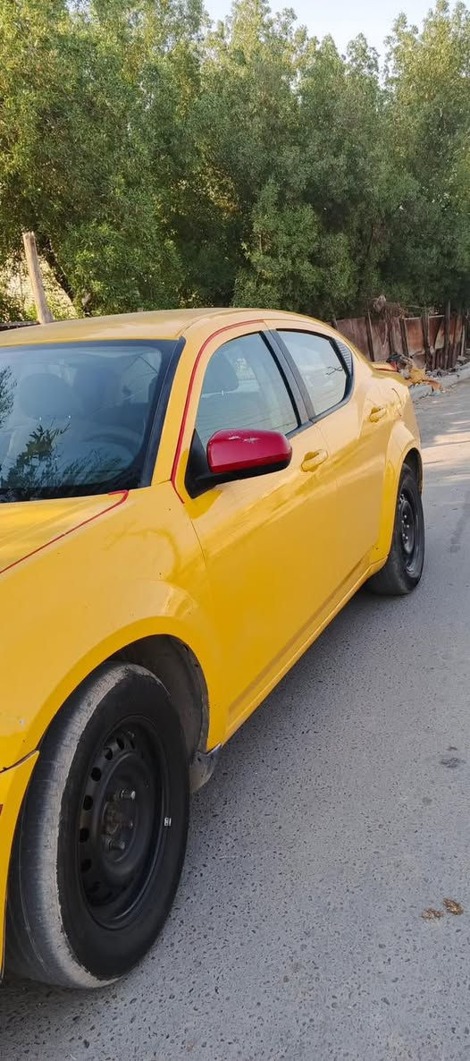 سلام عليكم دوج فنجر 2008كامله مكينه جديده شادها مصار سبوعين لا تنقيص لا تبخير كير مكفول سنويه بشهر 6 بهاي سنه تسقط عليها غرامات يطيحون من سعرها سياره عوزها شويه ترتيب داخلها شوي تعبان بس سياره شغل وطلع وين ما تريد   ملاحضه جماعت مراوس  لا تدخلي لان بس ابيع 
سياره بغداد راعيها موجود بناصريه مشروع وطني رقمها أنبار وين ما تريد تتحول 
رقمي ***********
