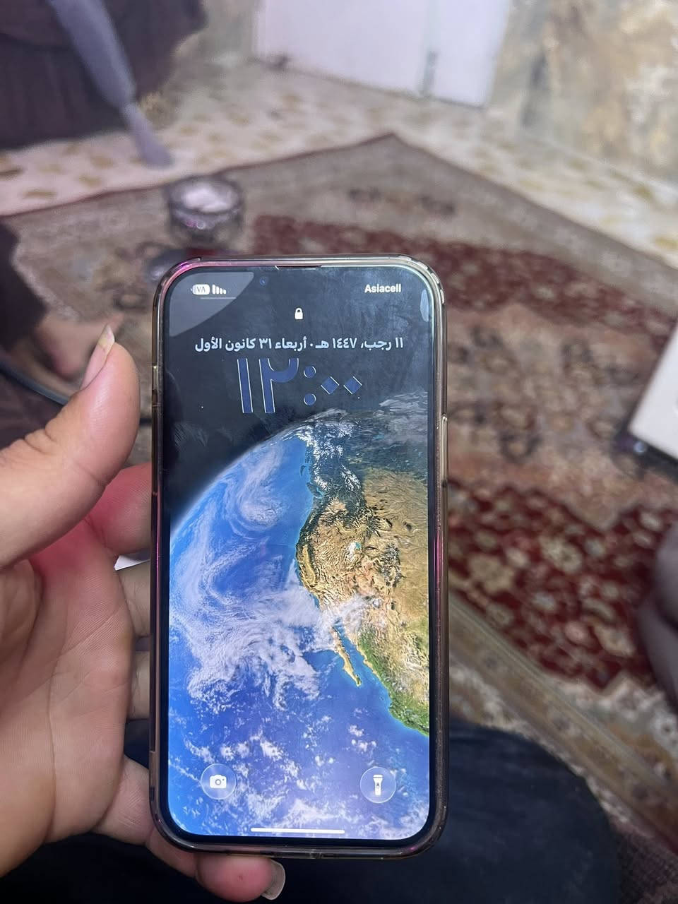 13 للبيع ذاكرته 256 جهاز مامفتوح ابد سعر 650 الف  لاتصال ***********
