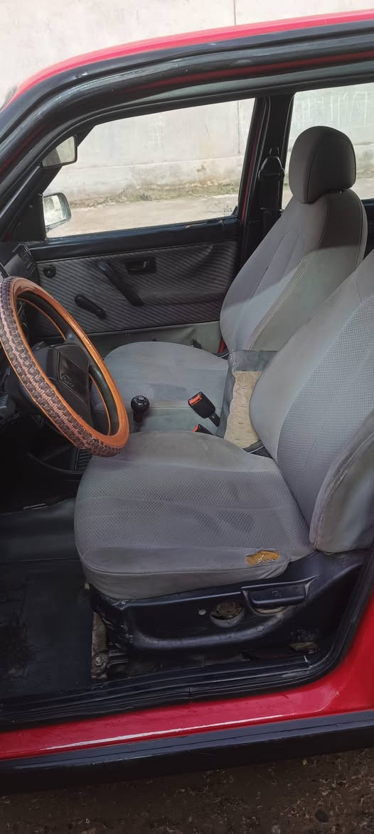 جيتا 91    محرك 0.8 رقم نينوى
بحاله جيده  كابون بانزين بيها 
راعيها موجود رقم الماني 
داخلها نضيف دشبول نضيف سعرها 
28 وبيها مجال قليل 
الايمن حي المنصور 
***********
