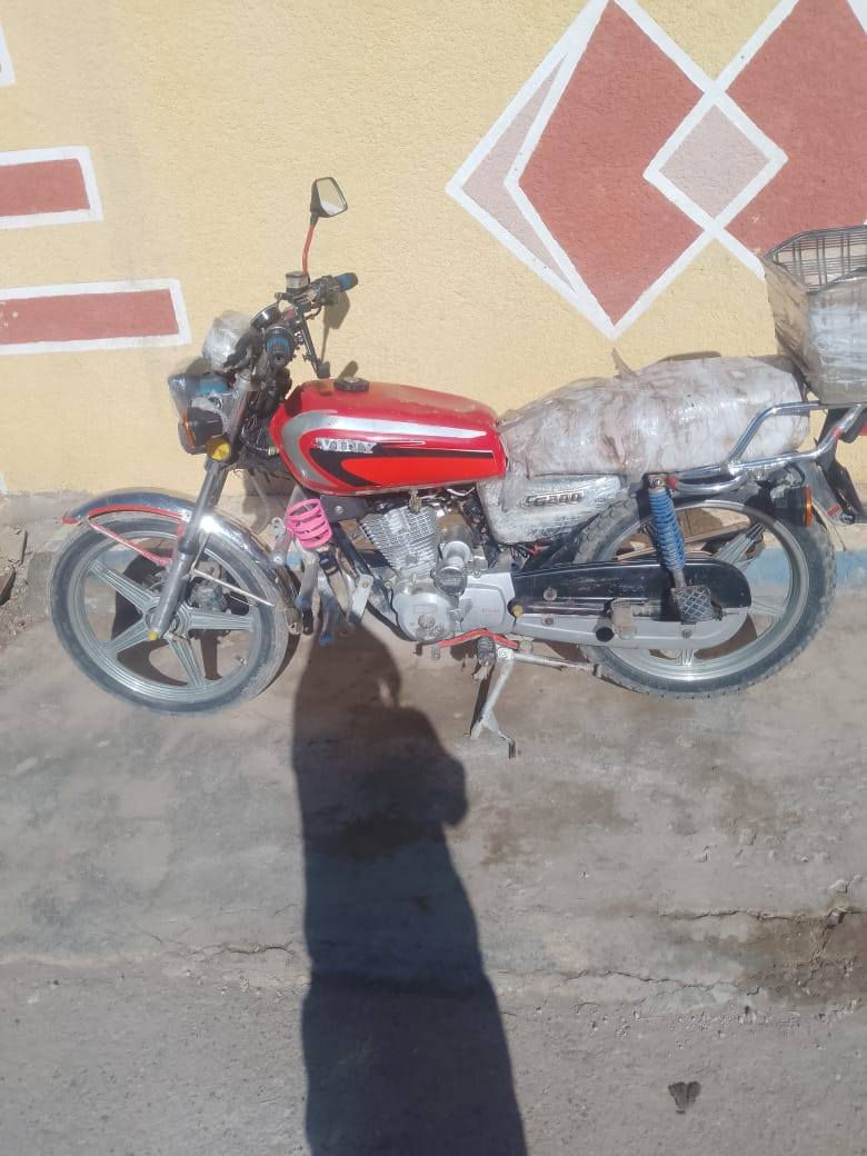 دراجه للبيع نظيفة و مكفوله بدون اوراق الرقم *********** السعر 300
