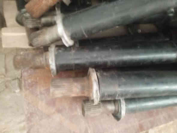 سلام عليكم للبيع جمله ثكاله أو شيال درايم حديث سورنتوا سنتافيه سيدونا كرنفال ***********
