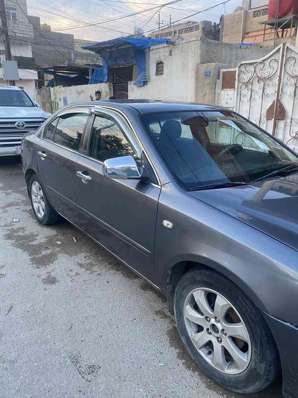 السلام عليكم موديل 2007السيارة خليجي مصبوغة احزام بيهة هادث جاملخ تبيريد تدفئة جديد السيارة متعوب عليهة وتخبل اترايك للقم   السعر 80وبيهة مجال للتواصل ***********
رقم جديد انكليزي هزة جديدة
