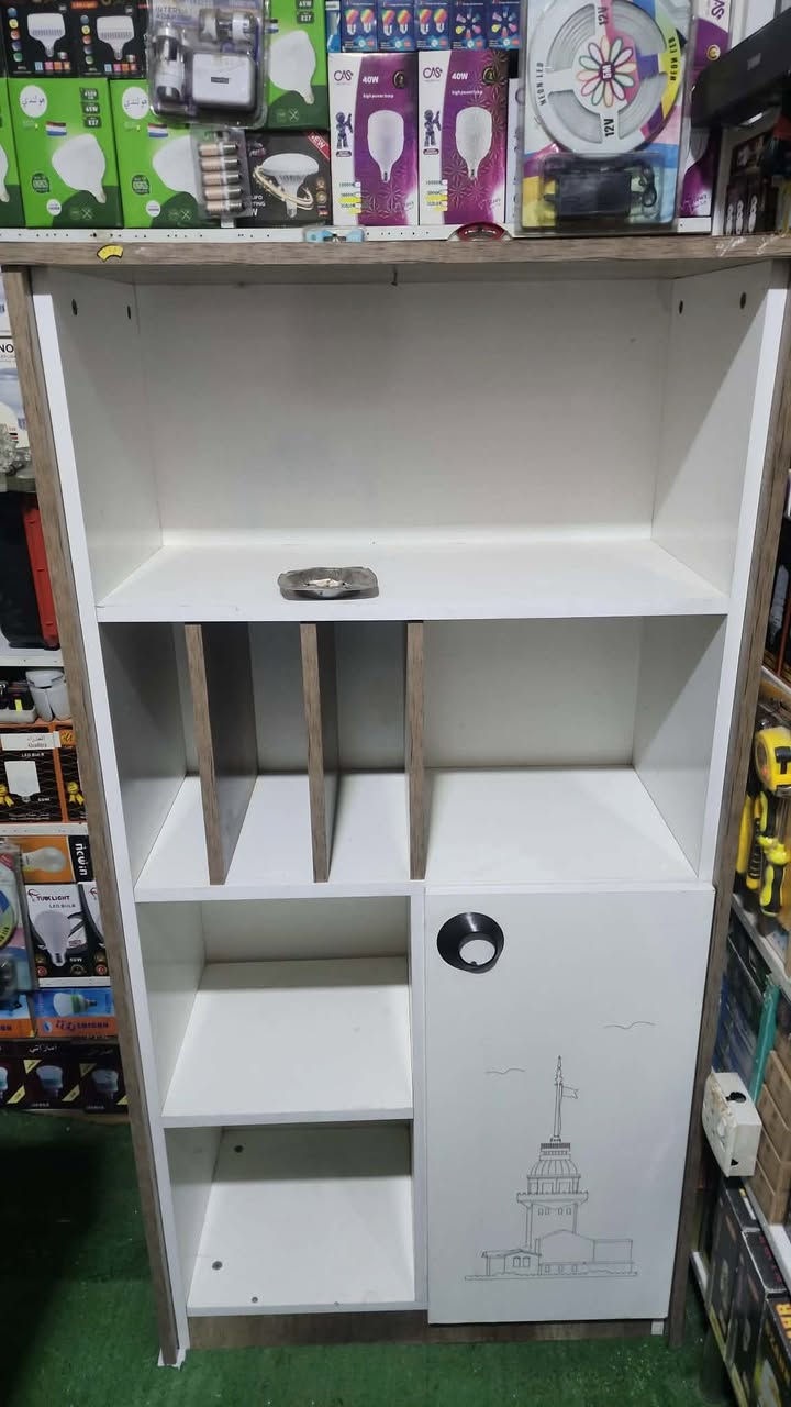 السلام عليكم
اغراض للبيع

ميز المراية سعره ب30

المكتبة سعرها ب40

الجزامة الكبيرة ب45

الجزامة الوسط ب40

والجزامة الصغيرة ب25 

العنوان/بعقوبة-بهرز


**إذا كنت صاحب هذا الإعلان وتريد حذفه لأي سبب، رجاءا أرسل رسالة إلى الدعم الفني**