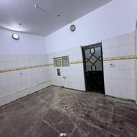 شقه للايجار العشار غرفه وصاله مطبخ حمامات موثث جزئي ضمن بنايه سكن عوائ...