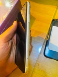 آيفون ١١ • ذاكرة ١٢٨ • بطارية ٧٦
