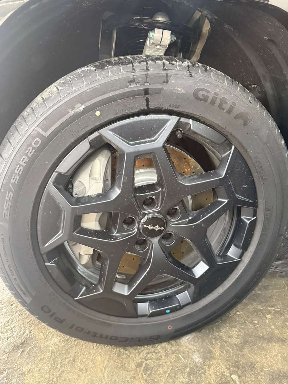 السلام عليكم 🌹
🚗 يتوفر لدى معرض جبل عرفة

📍 العنوان: بغداد – الكريعات – شارع الوقف السني

🔥 ليو بارد… 7فخامة + قوة + تكنولوجيا 🔥

إذا تريد سيارة ما ينقصها شي وتجمع كل المواصفات العالية، ليو بارد هي الاختيار الصح 👑

💎 أعلى المواصفات:

✅ 4 كشن تدفئة وتبريد

✅ كراسي كهربائية + مساج

✅ تمشيك 130 كم على البطارية ⚡

✅ 13 كامرة رؤية 360°

✅ أوتو بارك (ركن تلقائي)

✅ لون داخلي مشمشي كامل فخم

✅ ملحقات كاملة

✅ حجم ويل 20 إنج رياضي

✅ شاشة كبيرة + عدادات رقمية

✅ تشغيل ودخول ذكي

✅ شحن لاسلكي للموبايل

✅ أنظمة أمان متطورة

✅ إضاءة LED كاملة.              والسعر فدشي 58000000مليون دينار عراقي وصافي بدون دلاليه        عنوان بغداد معارض الكريعات شارع وقف السني معرض جبل عرفه لاتصال على الارقام التاليه                       *********** محمد.             *********** سجاد.                ***********  حسن
