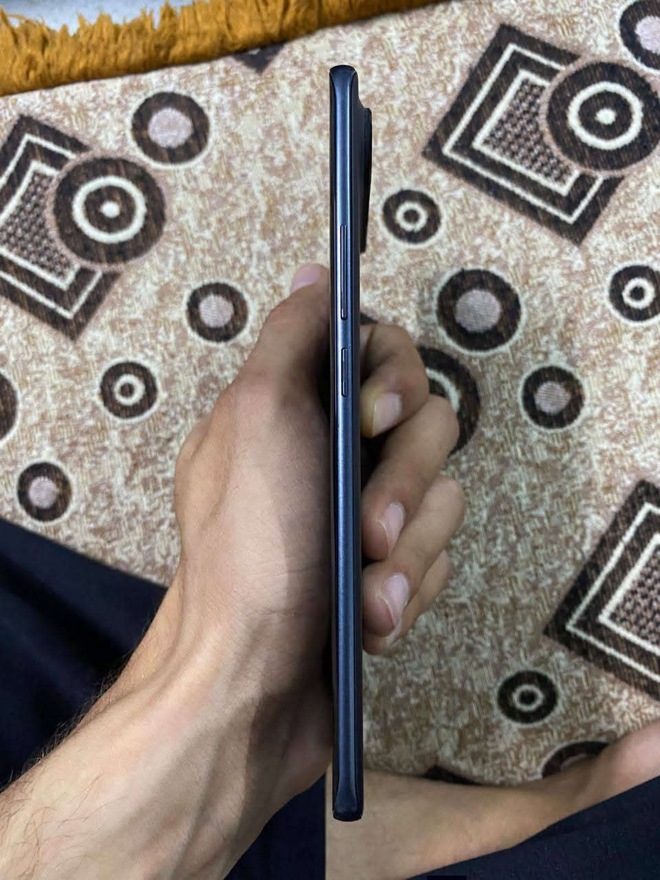 TECNO POVA Slim 5G
جهاز تكنو بوفا سلم فايف جي انحف جهاز اب بطارية عملاقة 5160 ملي امبير ذاكرة 256 رام 16 شاشة ايدج منحنية بمعدل تحديث 144 هيرتز بصمة ليزرية بل شاشة ضهر بي اضائة Led مثل العيون يتفاعل ويا المكالمات والرسائل والالعاب جهاز معروف بمواصفاته راقي جدا والجهاز على وضع الشركة مامفتوح ولا شرط مابي عيب نضافه عالية جدا ملحقات الجهاز فقط حافظة للبيع فقط سعرة 270 بي مجال بسيط جدا


**إذا كنت صاحب هذا الإعلان وتريد حذفه لأي سبب، رجاءا أرسل رسالة إلى الدعم الفني**