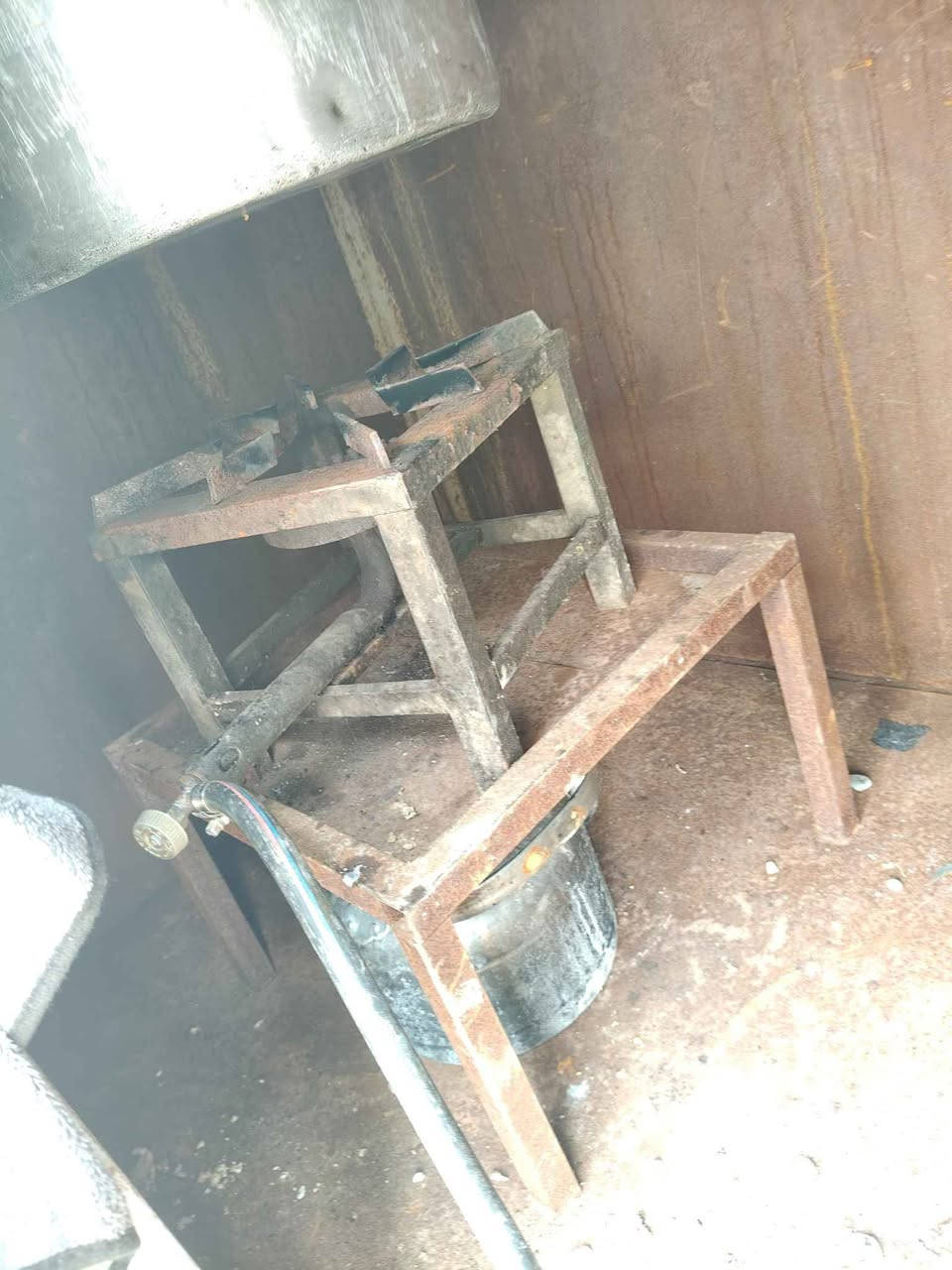 ميز حمص فصال مرتب مع غراضو كامل بس تباشر تفتح موصل, نينوى


**إذا كنت صاحب هذا الإعلان وتريد حذفه لأي سبب، رجاءا أرسل رسالة إلى الدعم الفني**