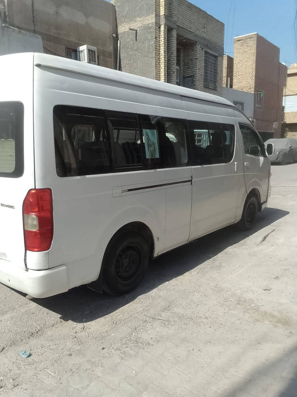 جمبي للبيع سيارة جاهزة بيهه طخات بسيطه سعر١٣٠رقم انكليزي مكاني بغدادالحريه ***********
