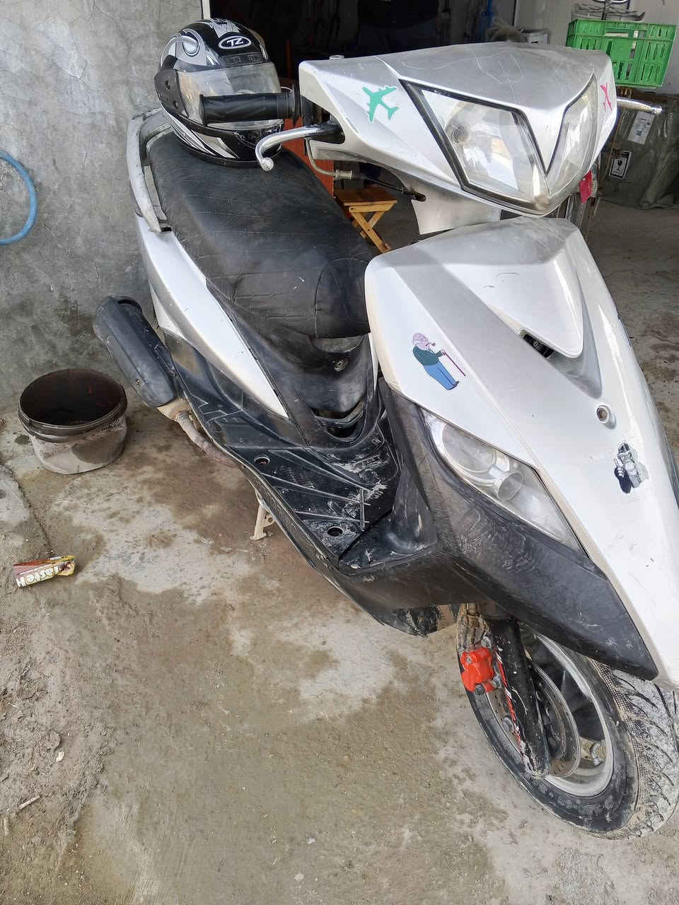 دراجة للبيع ماكس 140 نضيفة اسمهة ثعلب مكاني بغداد ابو غريب الشيحة الثانية السعر 350 وبيها مجال 
***********
