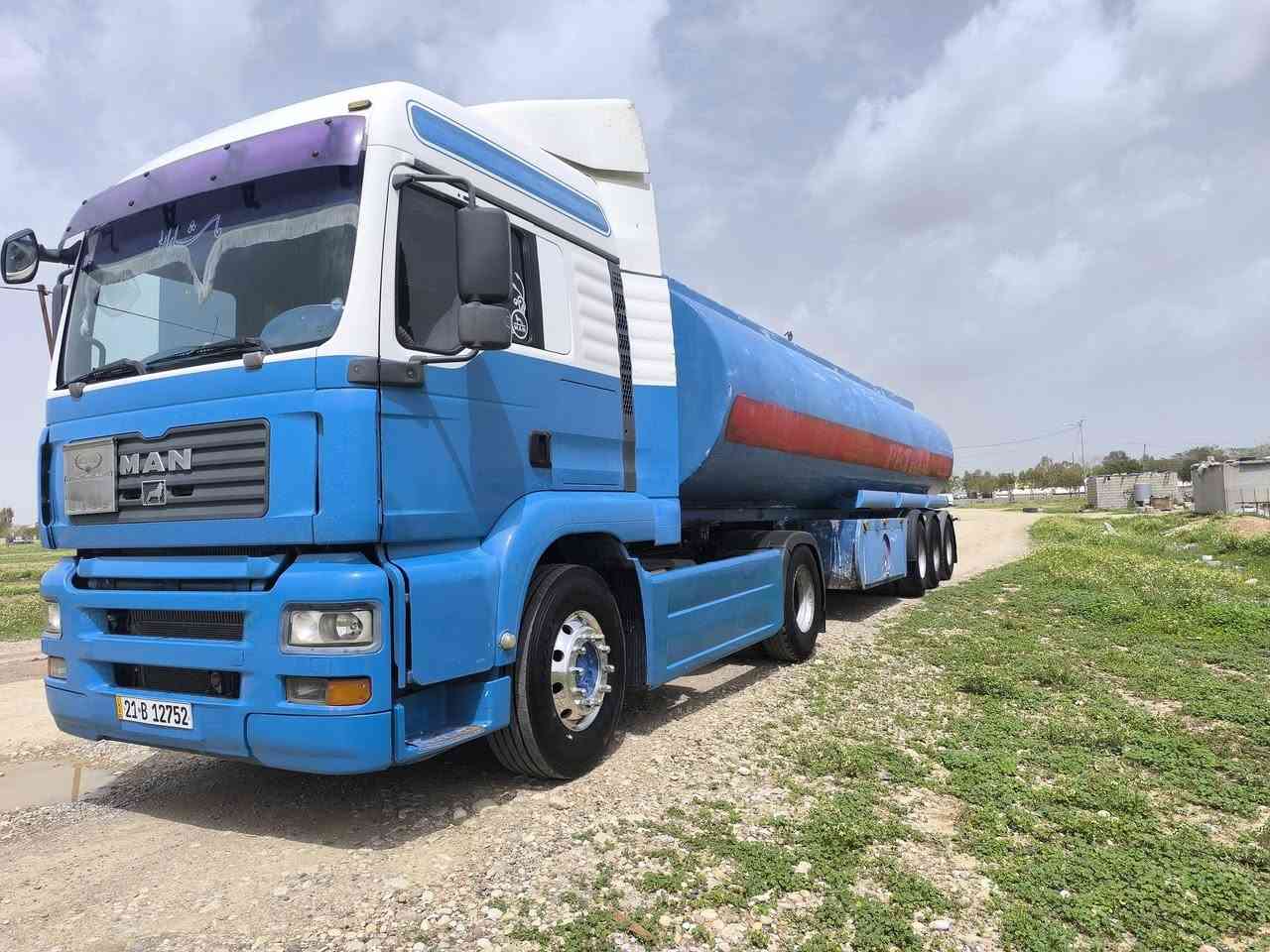 فوفروشتن
مان موديل 2004 كيرو ئوتوماتيك مةكينة 440. سيني
فول مواسةفاتة تاقم تايةرات جديد


**إذا كنت صاحب هذا الإعلان وتريد حذفه لأي سبب، رجاءا أرسل رسالة إلى الدعم الفني**