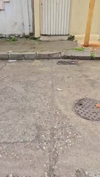 شقة طابق ثاني • حي السكر • ٣ غرف