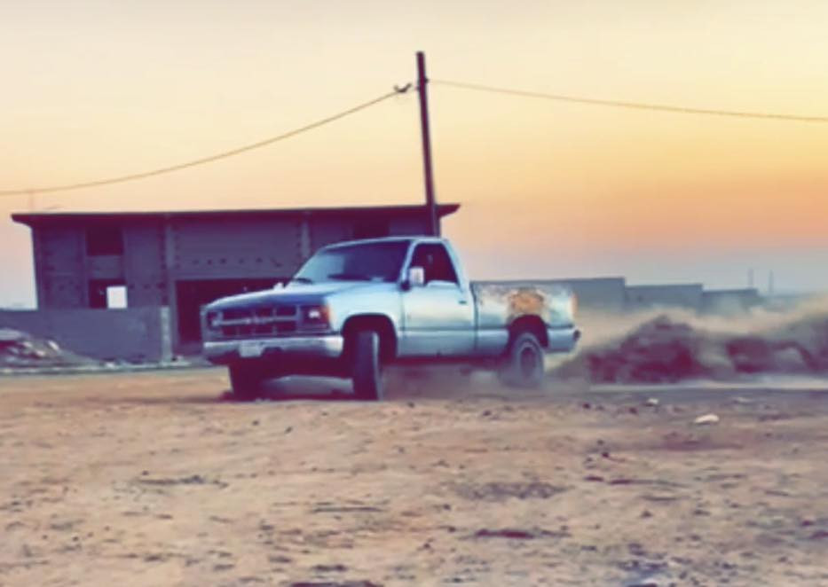 جي ام سي  موديل1988رقم كركوك محرك بطه 3000گير لگزز بودي قصير تاخم طايرات جديد ويل اوفروت يعني جبلي  بس يحتاج صبغ عام مضبوط   سعر 34$. اذا          اذا موشراي لتخابر اخواني  ***********
