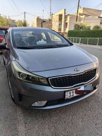 سيارة سيراتو موديل17 خليجي شكل 18 رقم بغداد لون رصاصي  ماشية 117 برغي ...