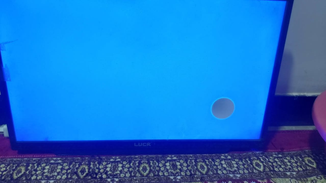 شاشه  حجم 24ضد الكسر بيه سواد سعره 25الف مكاني بغداد الدوره مهديه الثانيه ***********
