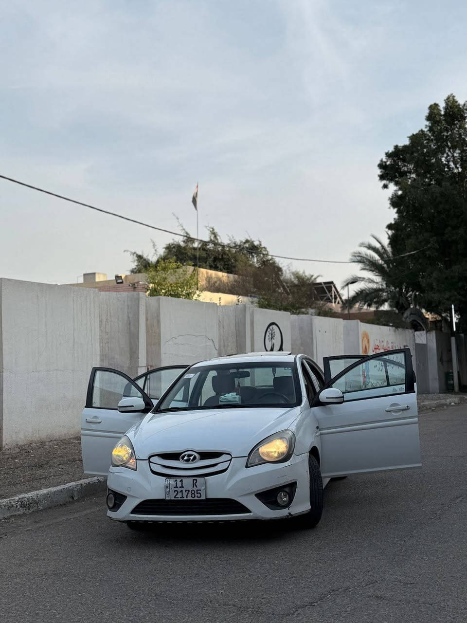 سلام عليكم
اكسنت 2011 خليجي 
محرك 1600
ضرره موضح بالفديو والسونار 
مواصفاته 
-فتحه
-شاشه (كاربلي)
-كامره دواره 
-اشاير بالمري
السياره مكفوله كير ومكينه السياره مبدل صدر كامل فيتبام مبدل دسكات مبدله اذاين امبدله دبلات امبدله ادامه كامله لسياره يعني سياره خير من الله ربع متصرف عليه رقمه جديد سنوايه لحد نهايه 2028 هزه جديده 
السعر 108 ورقه وبيه مجال بسيط 
المكان بغداد صليخ 
***********
