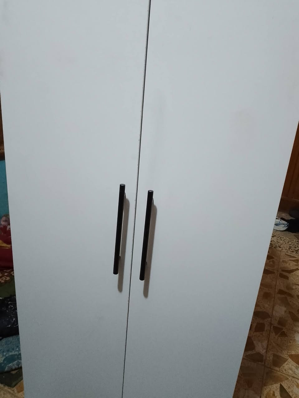 كنتور mdf بابين 
الوان وفصال حسب الطلب للاستفسار والتواصل واتساب الصفحة ***********
