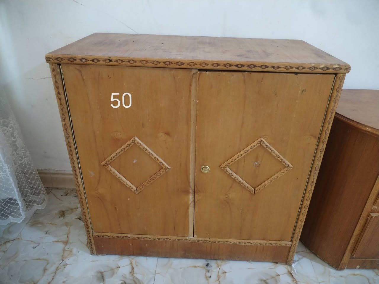 غراض مستعمله للبيع و بيه مجال عنوان تكريت  الرقم +964 771 427 7947


**إذا كنت صاحب هذا الإعلان وتريد حذفه لأي سبب، رجاءا أرسل رسالة إلى الدعم الفني**