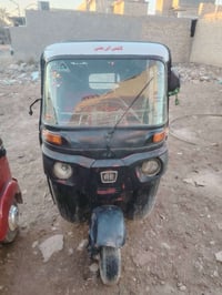 اسلام عليكم  تكتك موديل 2016 وراق صولي كاملات يرادله ترتيب مكينه 18 فق...