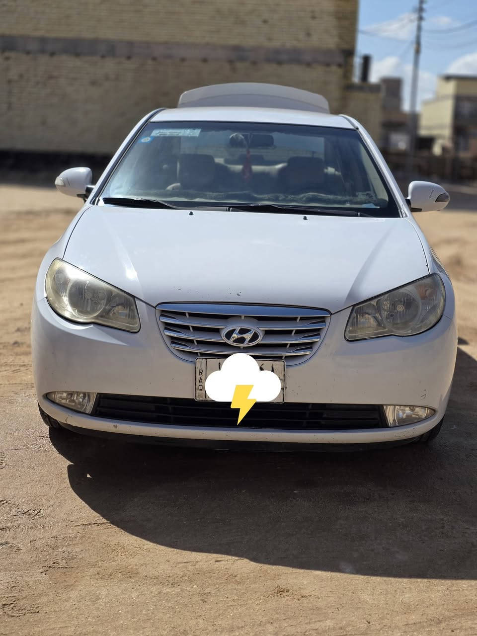 النترا خليجي 2011
محرك 1600 
رقم كربلاء الماني بأسمي
سنويه لغاية 2028 
تدفئه ،، تبريد ثلج 
حداديه وتخم تاير جدد 
السياره بيه بارد جاملغ امامي جهة السايق والباب بيه شويه بدون فتح والدوس مصبوغات فقط فقط
السعر 115$ وبيه مجال .
***********
