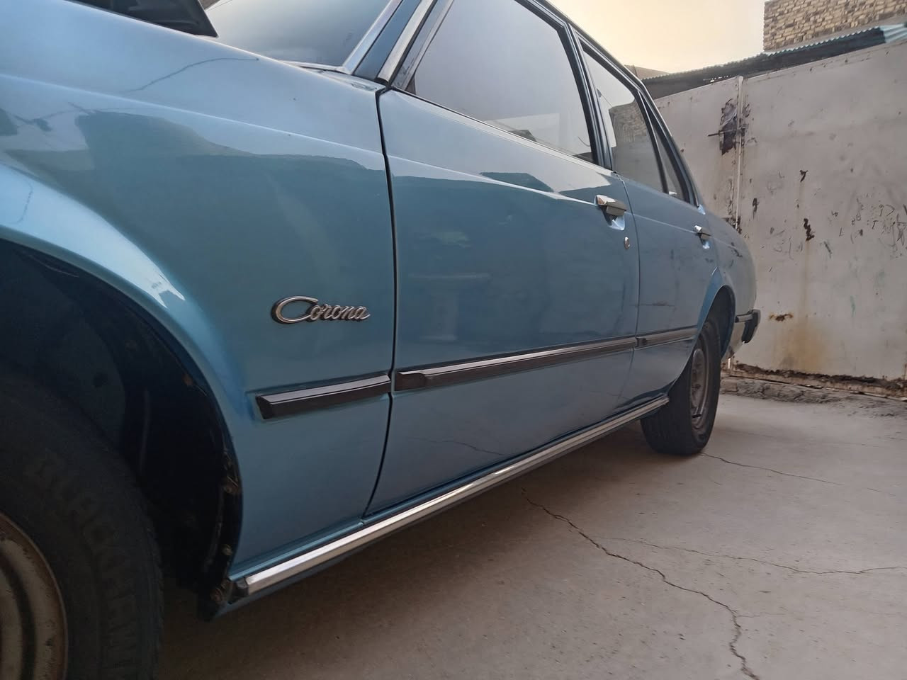 السلام عليكم ورحمه الله وبركاته
اخوان كرونه للبيع موديل 1980
رقم بغداد مشروع وطني شرط تحويل
سنويه جديده هزه جديده
ماشيه 180ألف مكينه وگير بلادي
گير عادي تبريد ثلج كهربائيات گيجات كلها شغاله حداديه ع الشركه
للأتصال
***********
***********
***********
