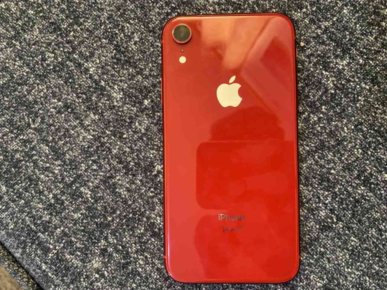 سلام عليكم 
ايفون اڪس اࢪ ✅
ذاڪره 128 ✅
فيس ايدي شغالي ✅
كلشي شغال ✅
مكاني نجف عسكري ✅


**إذا كنت صاحب هذا الإعلان وتريد حذفه لأي سبب، رجاءا أرسل رسالة إلى الدعم الفني**