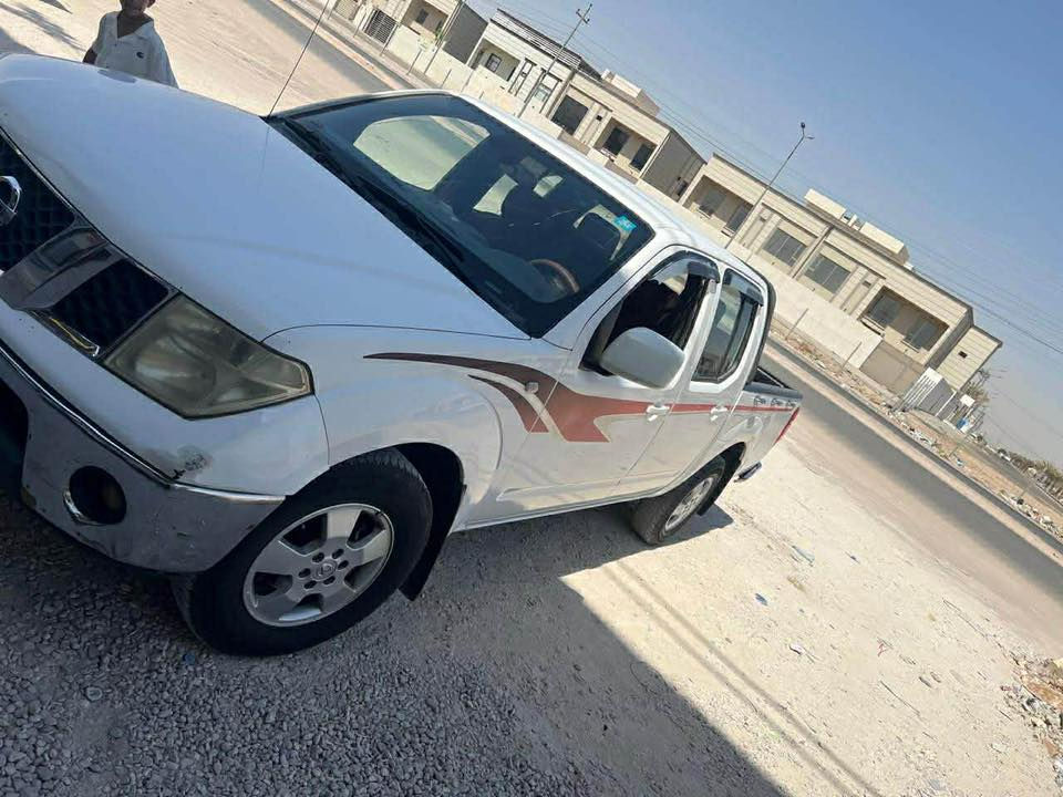 السلام عليكم
نيفارا موديل 2010
مكينه گير حداديه  تبريد جديد
نسويه بأسمي 
قطعه وحده بارد 
مكاني نجف 
التواصل فقط ع الاتصال رجاء ً
***********
