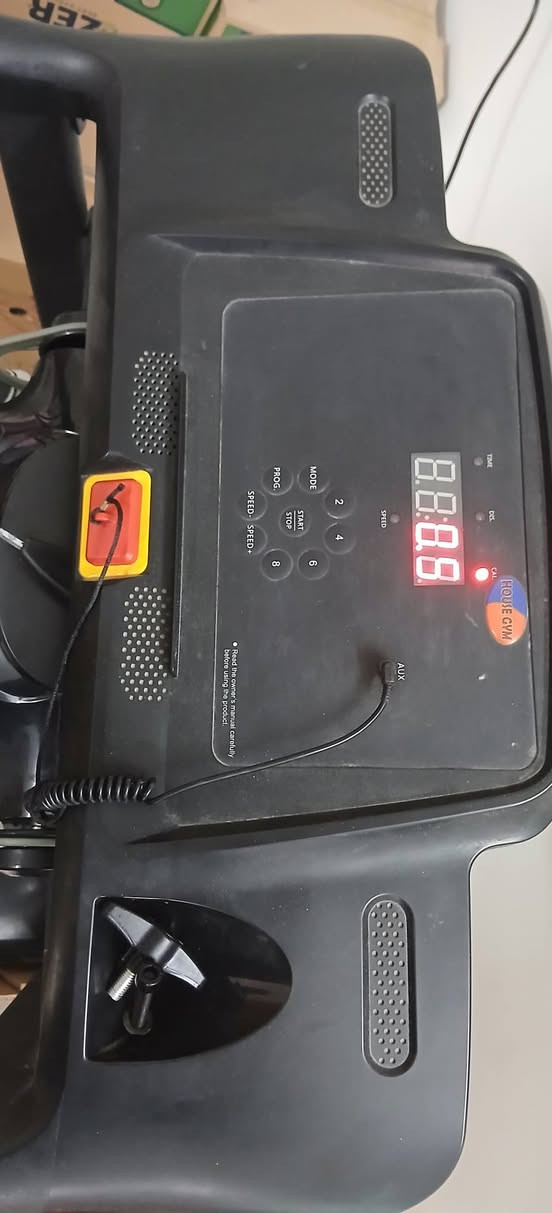 جهاز رياضة ..مستعمل قليل ..نظيف جدا مع ملحق هزاز لمنطقة الخصر ومقبس فصل حماية عند السقوط ..يتوقف تلقائيا مع الملحقات


**إذا كنت صاحب هذا الإعلان وتريد حذفه لأي سبب، رجاءا أرسل رسالة إلى الدعم الفني**