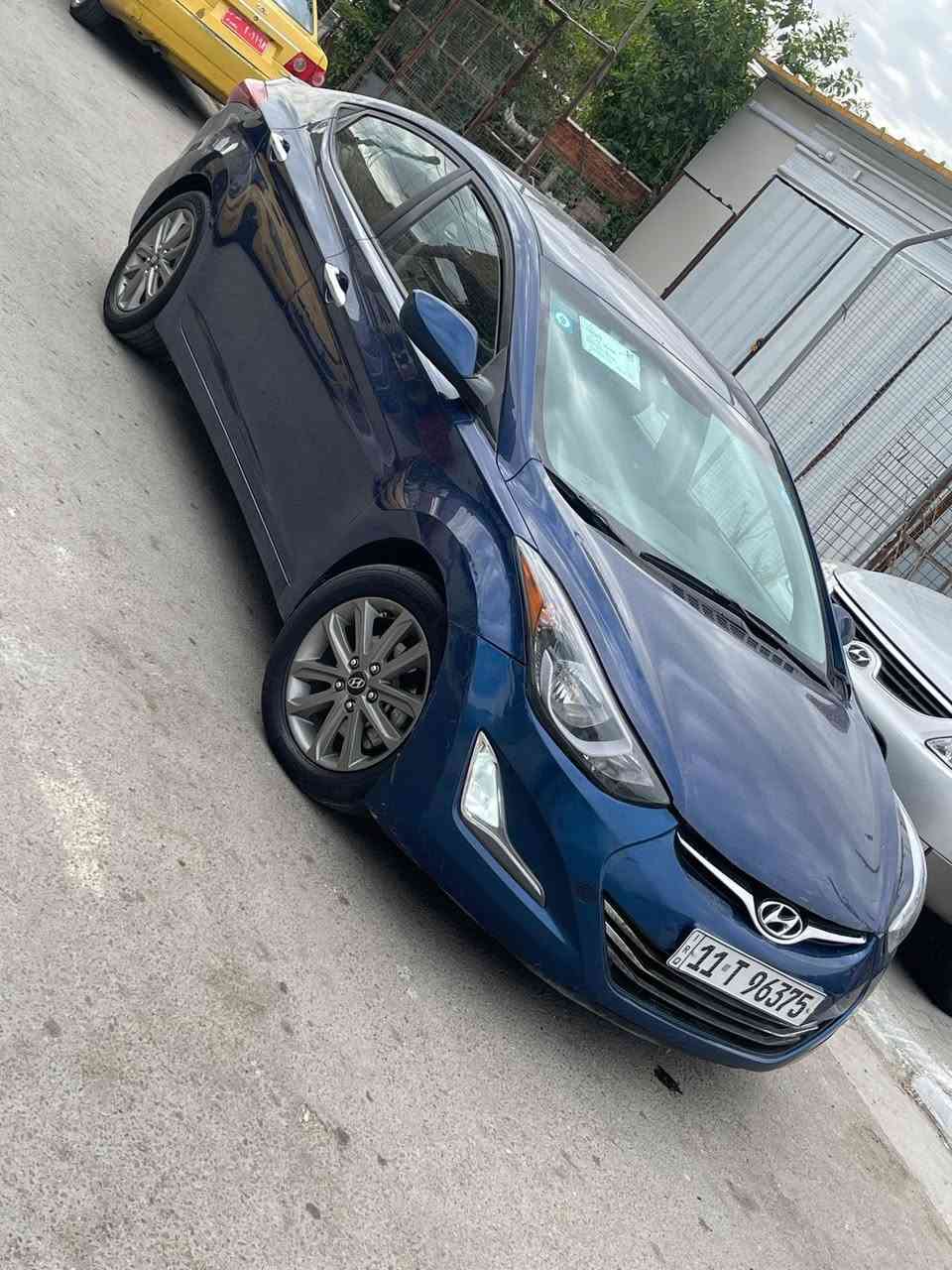 هونداي النترة موديل 2016وارد امريكي حادثهة دعامية وبارد مقدمة البنيد بدون اي دواخل لا لغد لا شاصي لا ايرباك لا صبغ كلهة ليبل واحد 

السيارة بس حادث امريكة مابيهة اي حادث بلعراق جديدة

السعر 114 للاتصال ***********

محرك 2000 دوش بلادي ممفتوح
كير اوتماتيك مكفول
تريد شغال
صدر جديد تخم تاير 
ماشية ١٠٥

رقم بغداد بسمي صور الحادث بلمنشور
