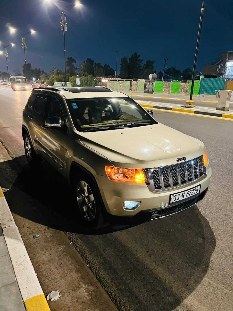 ‏سلام عليكم جيب للبيع 11 السيارة سومنت 👍سيارة جديدة معنى الكلمة مال جنائ سيارة بدون صبغ ولا ضرر بغداد زيونة السيارة موجودة سعر ١٥٥
***********￼
