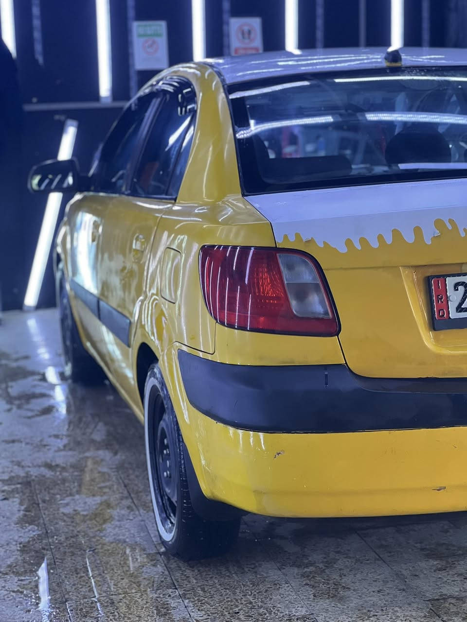 كيا ريو
كير محرك شرط 

سياره فول ماناقصها شي 

بيها معجون نص السقف واكعه  ودوسه اليسار فقط 

سياره جاهزه 

سعرها 75 وبيها مجال 

هاتف  /***********

واتس اب /***********
