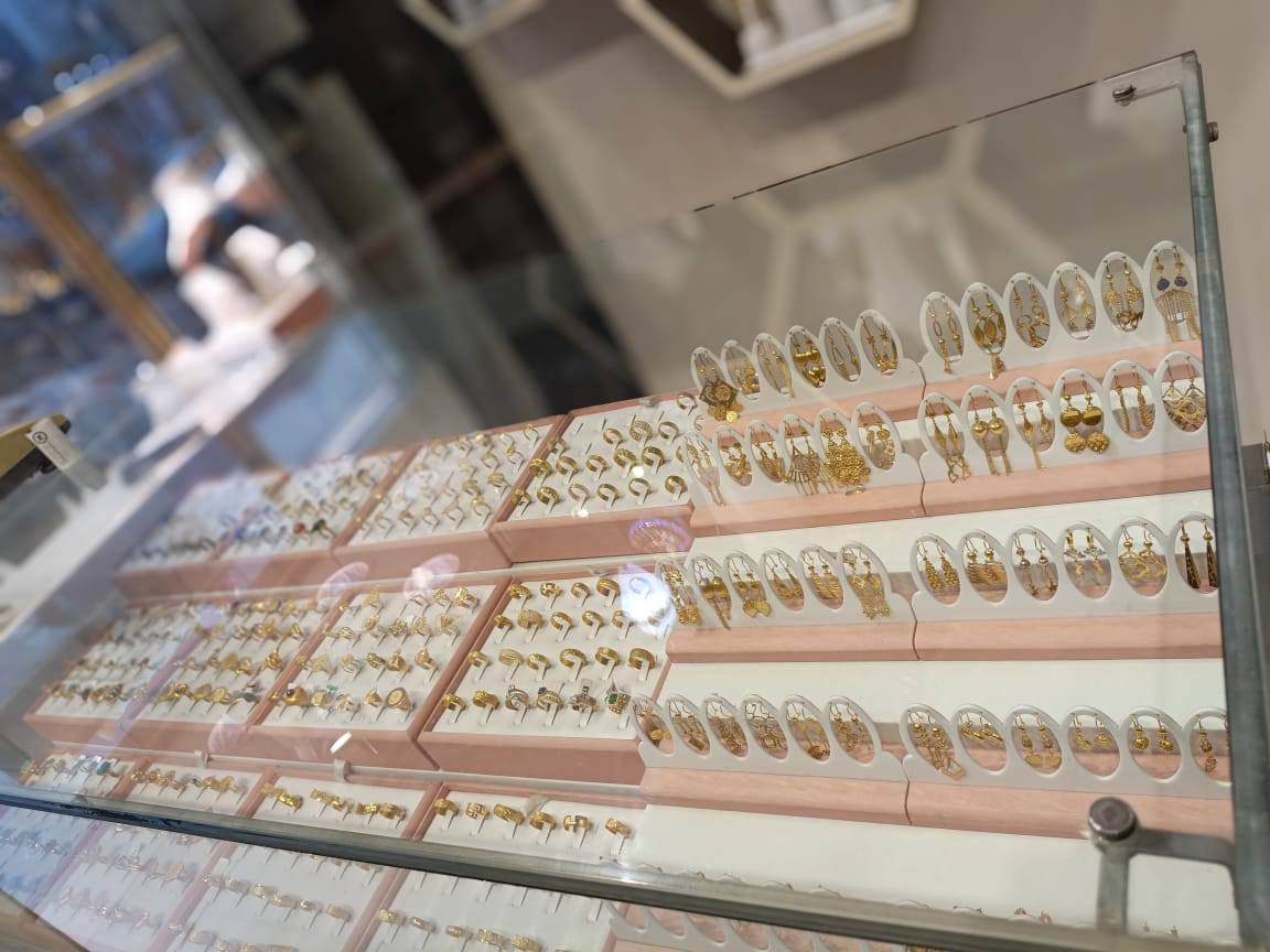 ✨ مجوهرات وصياغة العلي ✨
كل ما يميزك من ذهب ومجوهرات بتصاميم أنيقة وجودة عالية
اختيارات تناسب جميع الأذواق والمناسبات

📍 العنوان:
بناية ماس
قطاع 28 – شارع السوق – السايدين

📞 للاستفسار:
(يُرجى التواصل على الرقم: *********** )

🔸 ثقة • أناقة • تميز 🔸

https://www.instagram.com/jeweleryalali?igsh=NzY3azc5eW54enRt
