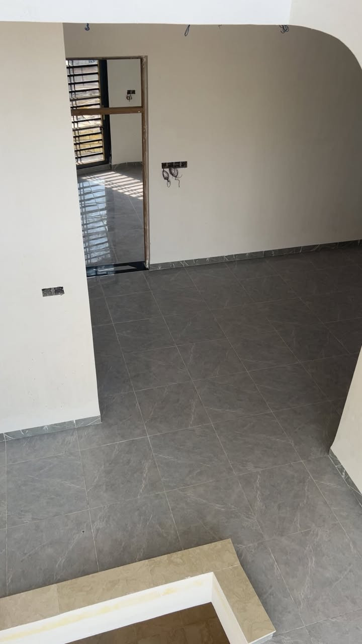 جزء من عملي داخل الكرخ ***********
