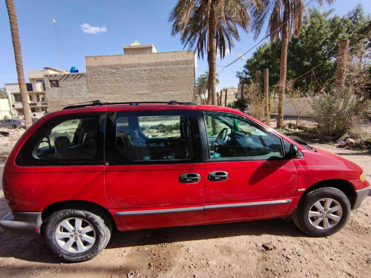 دوج كلايسلر موديل ٢٠٠٠ محرك ٣٠٠٠ التبريدوتدفئة شغال يرادله ترتيبات ٥٣ وبيه مجال ***********
