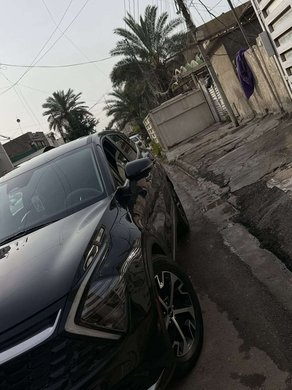سلام عليكم
للبيع سبورتج 2023 امريكي سيارة ليبل واحد مابيه تبديل ولا صبغ فول موصفات عدا البلوراما محرك 2500 
بصمة 
تشغيل عن بعد
شاشة متصلة
كشنات جلد + كهرباء + تدفئة
رادار 360
تبريد قطعتين 
تحديد مسار 
مثبت سرعة
نظام قيادة اربعة
شحن لاسلكي
توقف ذاتي
قيادة ذاتية
اشارة ترحيب
رقم بغداد
وبيهة بعد مواصفات السعر  177$ وبيهة مجال
العنوان بغداد الدورة المكانيك
***********
