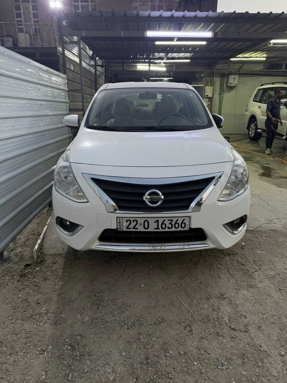 السلام وعليكم نيسان سني 2025 مصري ماشية 10 بدون صبغ بدون بارد بدون أي ملاحضة رقم اربيل بإسمي السيارة مكانهة بغداد حي الاعلام سعرهة 125 ورقة 
***********
