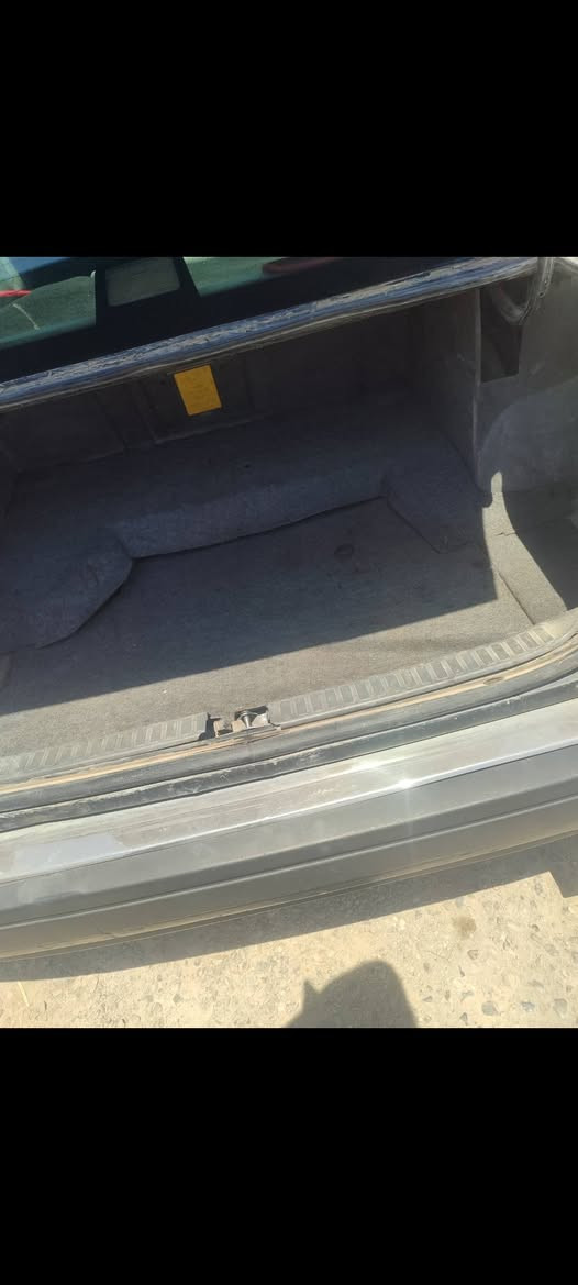 سلام عليكم للبيع فالفو رقم بغداد مشروع وطني سنويه ما منتهيه ل29 مكينه وكير ونجي جدد  حداديه جديده طخم تاير جديد مكفوله من لكص ونقل الجثه والعيب شرعي تحويل ثاني يوم مكان ناصريه سوق الشيوخ السعر 40 وبيه مجال شراي يتصل غير متواجد ع فيس ***********
