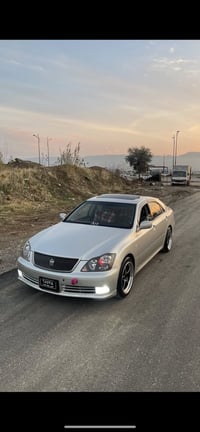 شاهينه ١٨٢مووس٤دووگمه و سلايت ناوره ساسي شتيكي نمونه ئه ته نها دووپارچ...