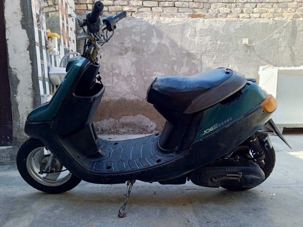 سلام عليكم دراجه بطه ياباني للبيع دراجه مكينه ناعمه مفتوحه تجفيت اصلي بوش وبستم مال تفصيخ لا بيها صوت روله ولا كير ولا اي شي شرط شلعه ومعدل شاصي مكفول قفل استيرن وقفل جنطه كهربائيات شغاله بس يحتاجلهن اكلوبات سلف شغال بس يحتاج باتري كفرات اصليه كامله تايرات جدد وراه وكدام كابريته وشوته جديدات واير ابريك جديد ابريكات شغاله وراه وكدام سعر 140 وبيها مجال كربلاء حي الغدير متواجد *********** ومتواجد ماسنجر
