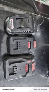 بطاريات معه شحنه مال دريل بارك سايس /بي سعر07732417460/125