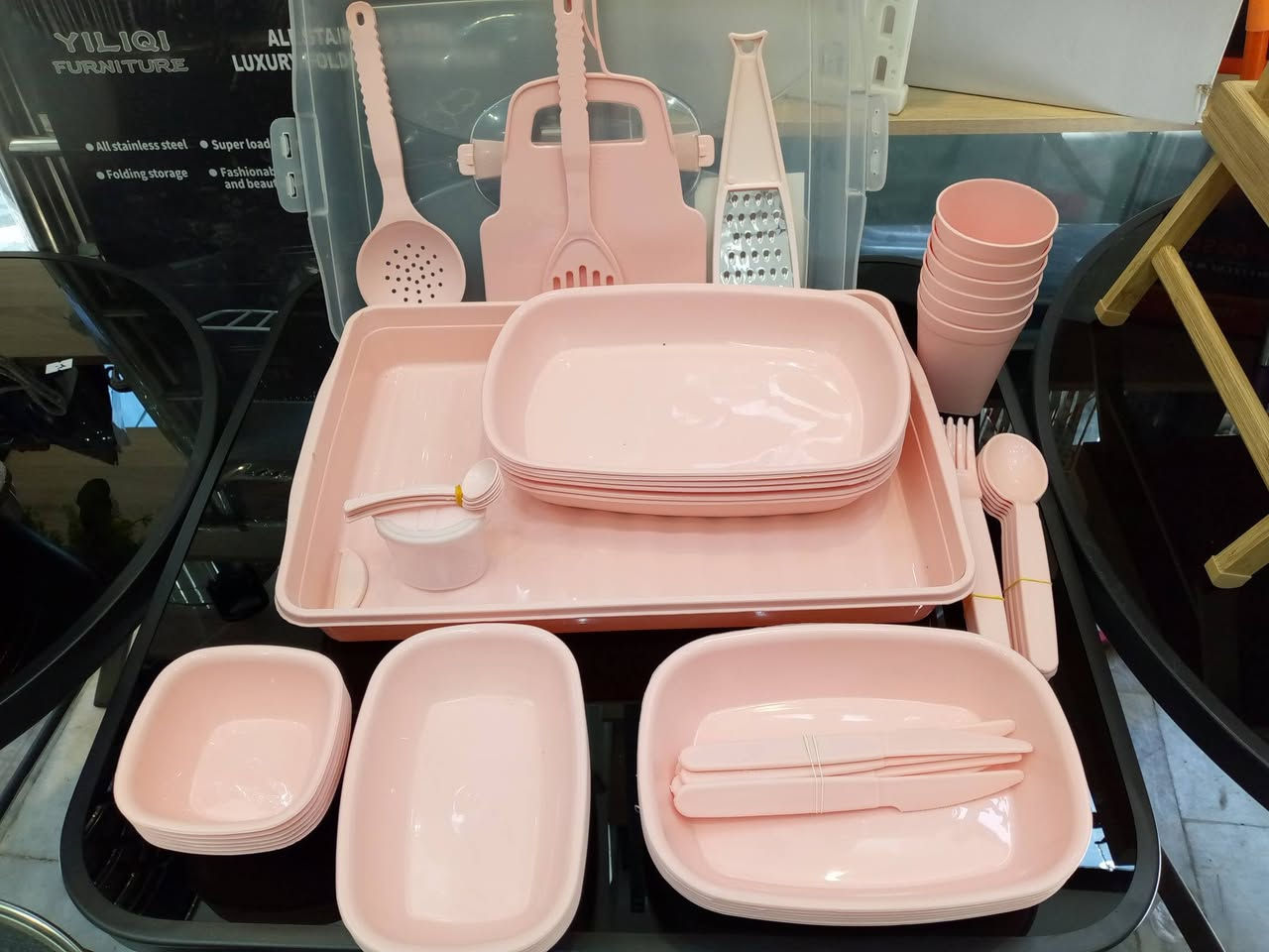 السلام عليكم
بوكس عباره عن ادوات مطبخ جاهز متنقل العدد الي متوفر قطعتين فقط 📍
متكون البوكس من : 
6 خواشيك 
6 اماعين كبير 
6 اماعين وسط 
6 اماعين صغير
6 سكاكين 
6 كواب
6 شوكه 
6 خواشيك بهارات 
2 جفجير 
تخته ثرم + مبراشه + علبه بهارات 
---------------------------------------------------
كل هاذه والسعر جدا مناسب 
10 الف 💯
موقع المجمع ( داخل سوق الكوفه الكبير )
يوجد لدينا خدمه توصيل 🚕


**إذا كنت صاحب هذا الإعلان وتريد حذفه لأي سبب، رجاءا أرسل رسالة إلى الدعم الفني**