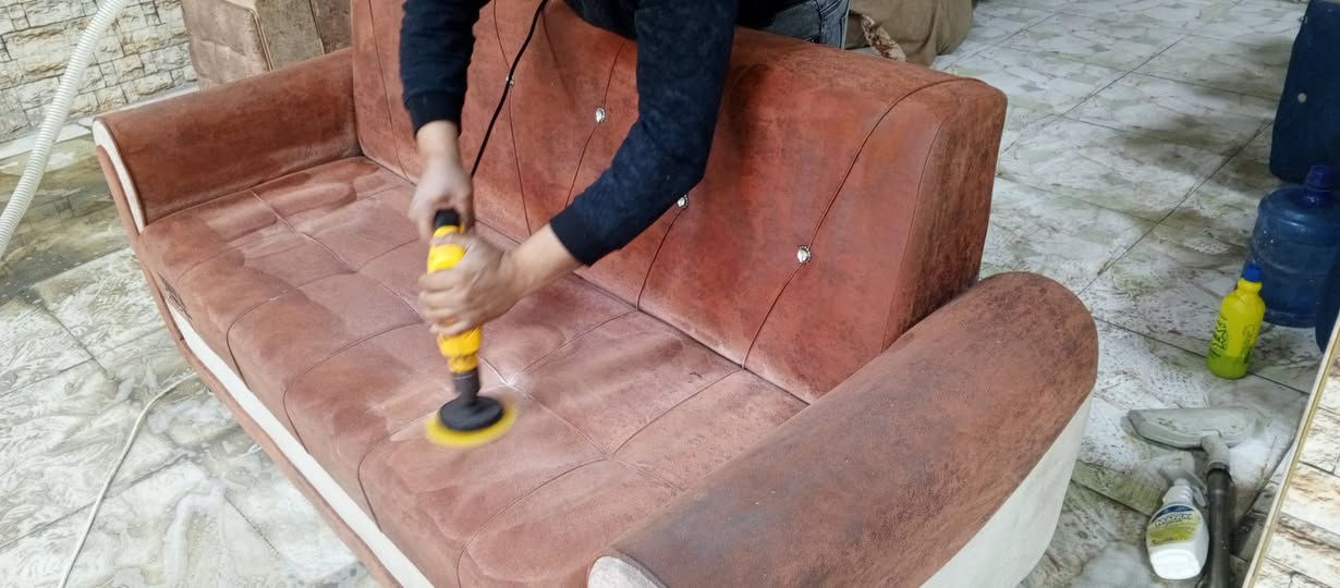 🧼 غسل وتنشيف تخم  🧼
✨ تنظيف سريع
✨ تنشيف فوري.              يوجد كادر كامل عامل مع نجار 
                               تصليح تخم البيه ضرر تقويه خشب
✨ إزالة البقع الصعبة
✅ السعر ثابت لكل تخم غسل فقط ٦٠ الف 
✅ أجي للبيت
📞 للتواصل: [***********] واتساب كادر متنقل فقط 
📍 المنطقة: [واسط متنقل]
