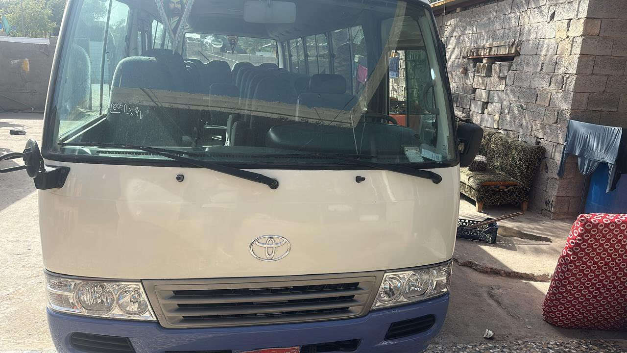 سلام عليكم
كوستر للبيع موديل ٢٠١٣

رقم بغداد رقم نكليزي 

كشن كرنفال مكينه كير كفاله اكسن بي ونه 

مكان سياره بغداد زعفرانيه 

سعر ٢٧٥

***********
