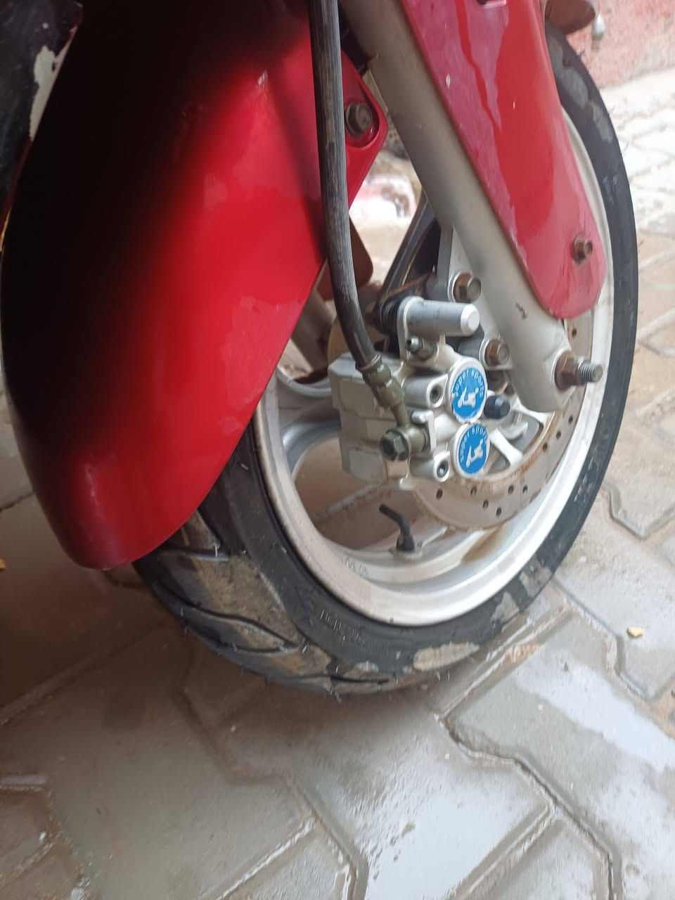 دراجه صيني سوبر يوناها 150cc سلف هندر زوج تاير جديد وترايك وين ميعجبك.. محرك مامفتوح للبيع او مراوس بإيراني.. سعر 275 بي مجال.. مكاني الكريعات... ***********
