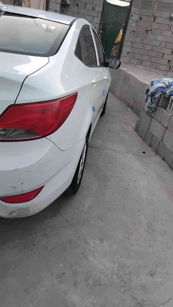 سلام عليكم اكسنت وارد امريكي
موديل 16 سعر 85وبية مجال قليل 
رقمي ***********
