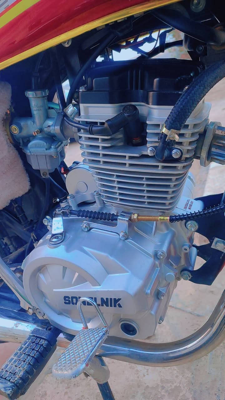 سيفان ٢٠٢٥ للبيع مال جناي ما متعوبة اوراق اصولي كهربائيات كلها شغالة بانزين فقط من المحطة دهن كاتو عصير ابو ٥٠٠٠
بصمة تشغيل عن بعد وياها بصمتين وسويچات مال جوزة ايضاً ما لاغيها وصفارة انذار أكرر مال جناي ٨٥٠ والشراي يدلل
قضاء القاسم 
***********
