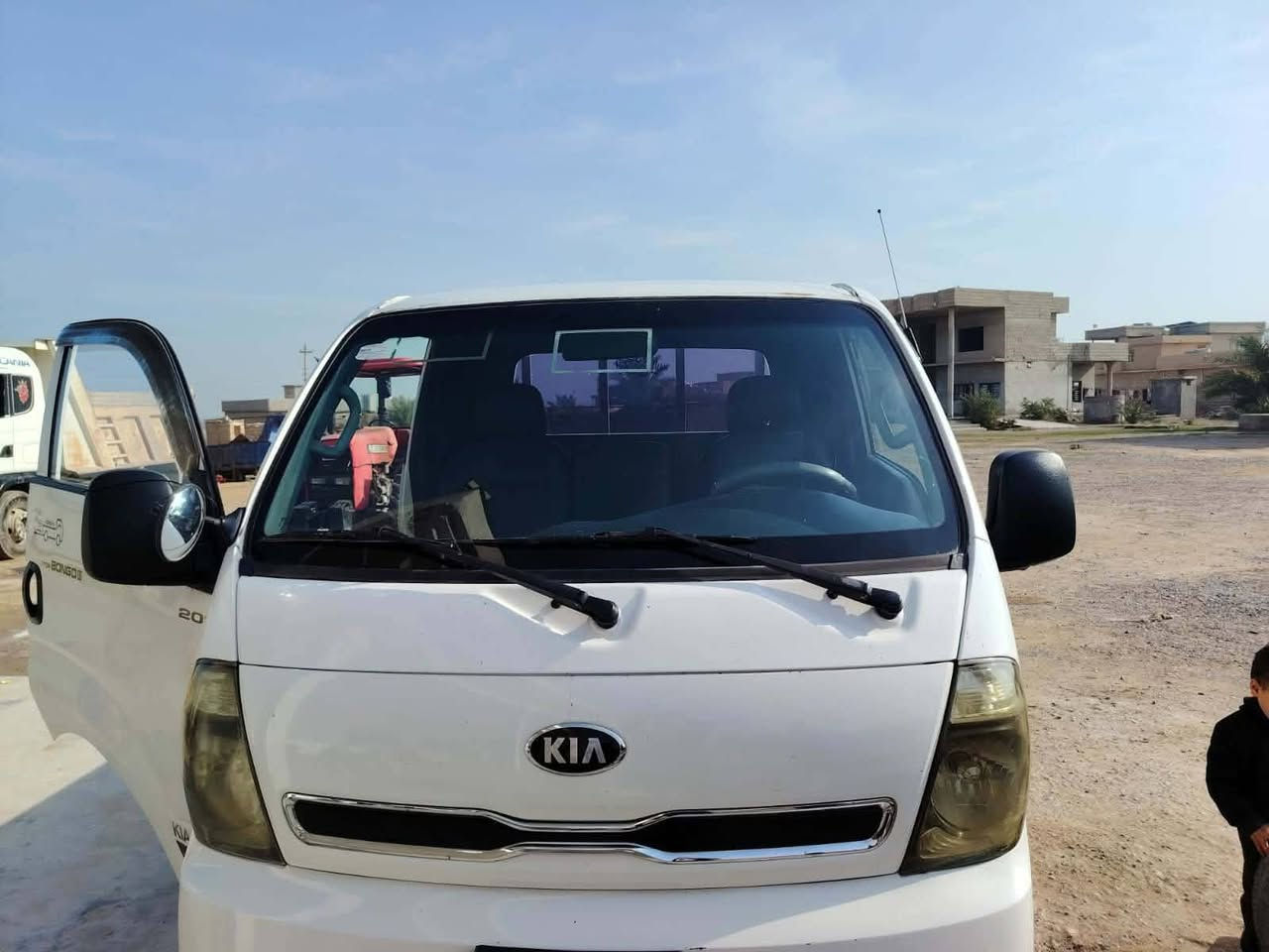 السلام عليكم ورحمة الله وبركاته
مكلف بالنشر كيا للبيع السعر 60 وبيها مجال الاتصال على صاحب السيارة ***********
