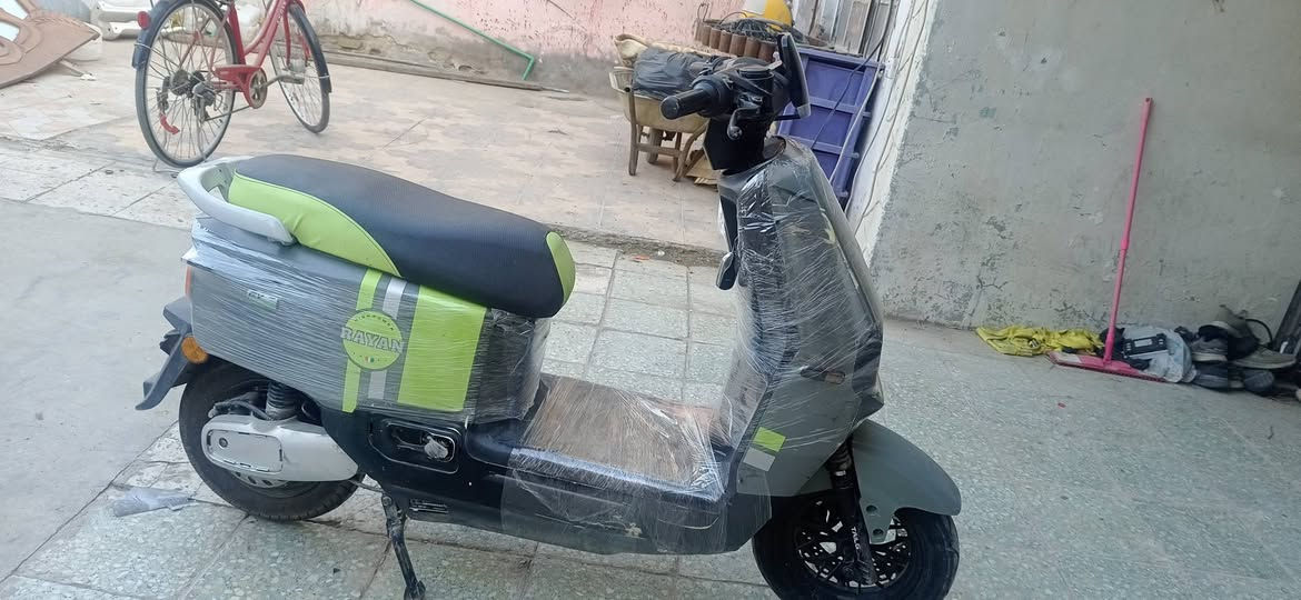 السلام عليكم عندي درجه شحن بيع READY. 2025 بطاريه جديده 6 مكان حي العامل السعر 600 مجال شراي تصل رقم ***********
